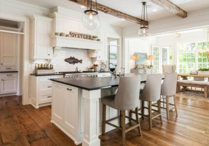 Farmhouse Kitchen Design Example