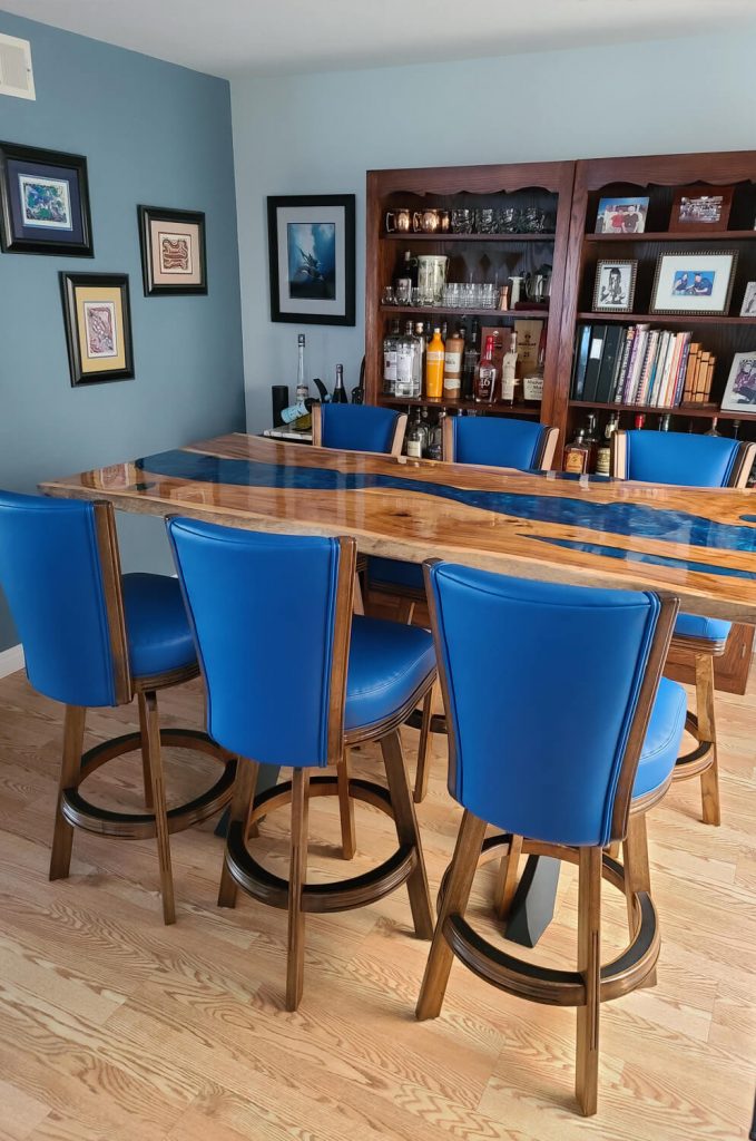 Darafeev's 915 Wood Flexback Swivel Bar Stools with Back and Blue Seat/Back Cushion in Home