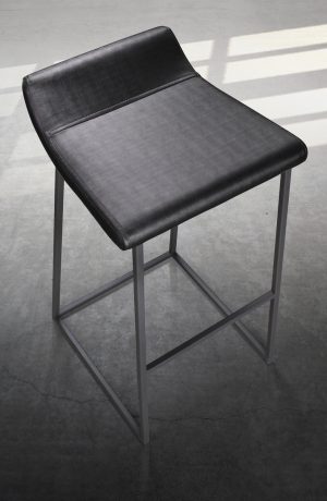 Trica's Zoey 30" Inch Modern Low Back Bar Stool in Magnet Metal Finish and Shimmer Coal Vinyl - Close-Up