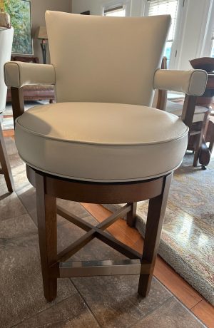 Style Upholstering 180 Swivel Bar Stool with Arms in Oak and Beige Leather with Arms