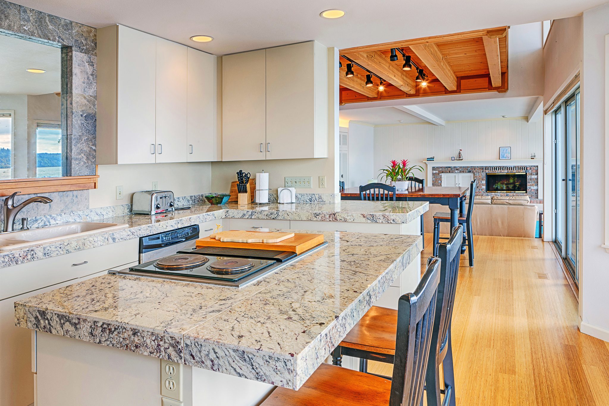 8 Kitchen Trends That Will Be Big in 2024 – Barstool Comforts