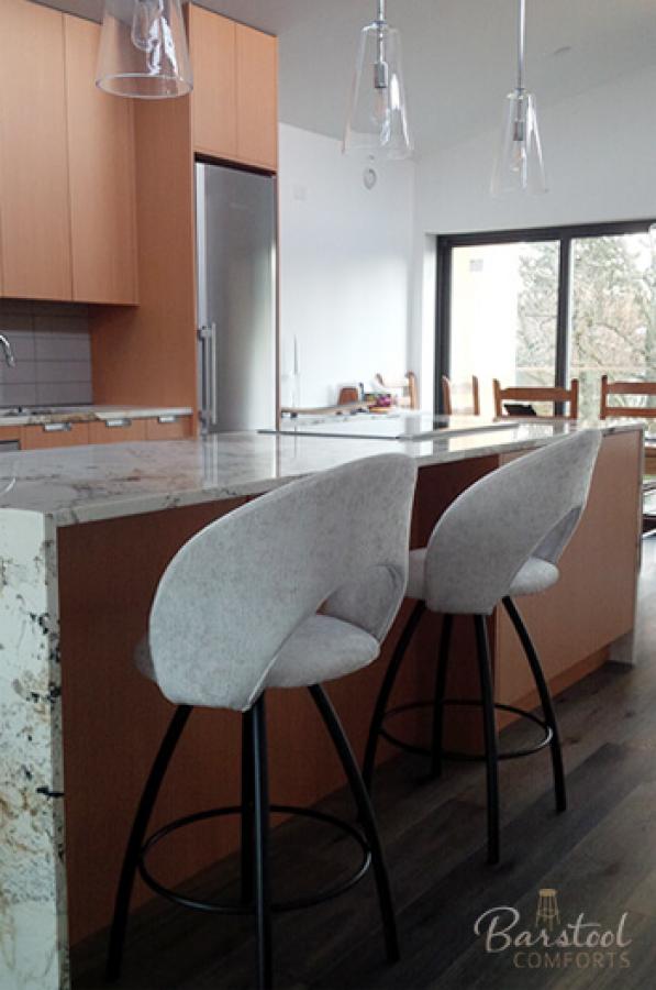 Trica's Biscotti ModernItalian Swivel Bar Stool • Barstool Comforts